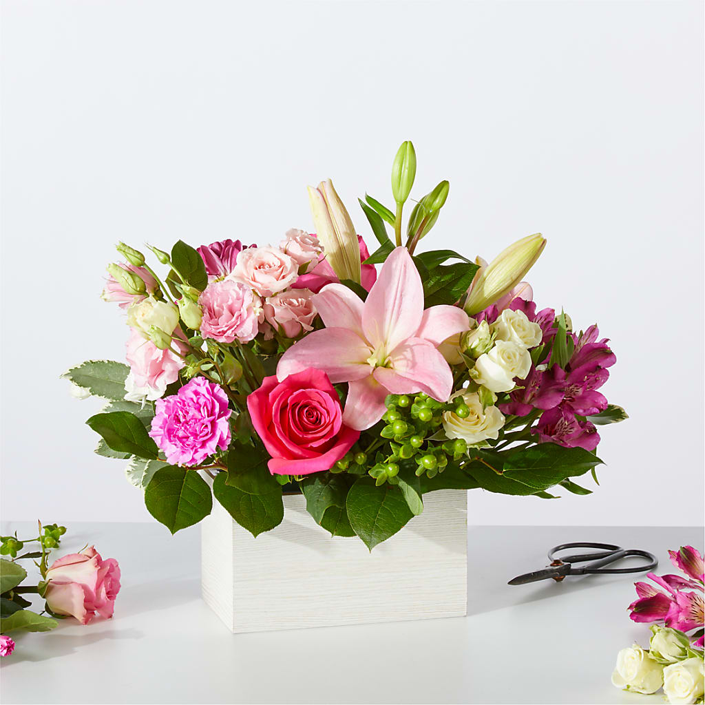 Sweetberry Box – A Florist Original – Flower Perez Llc, Allentown PA