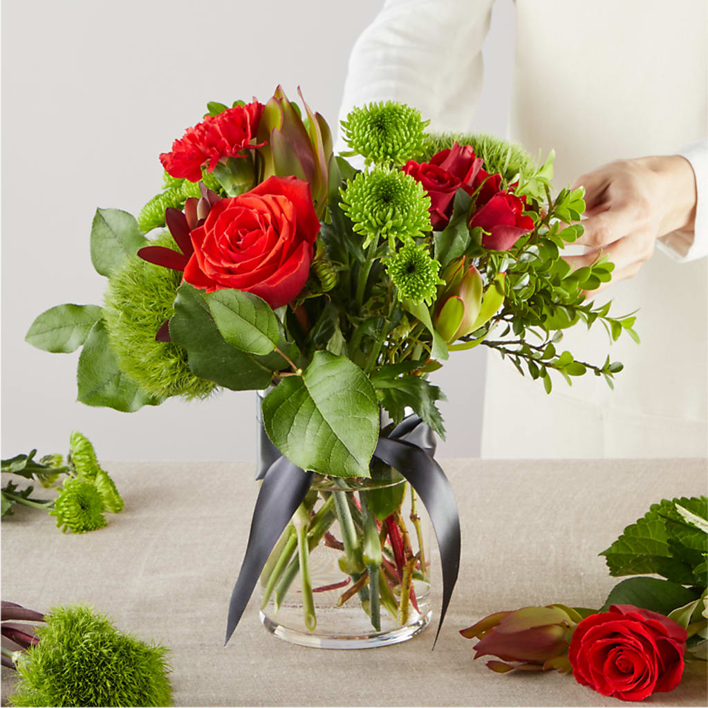 Heritage Kindle – A Florist Original –  Flower Perez Llc, Allentown PA