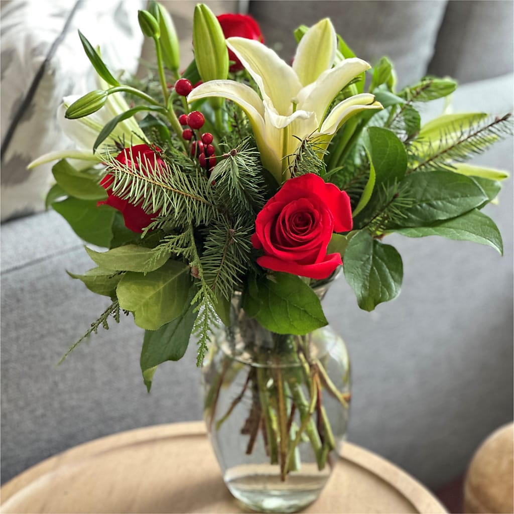 Sparkling Snowflakes Bouquet –  Flower Perez Llc, Allentown PA