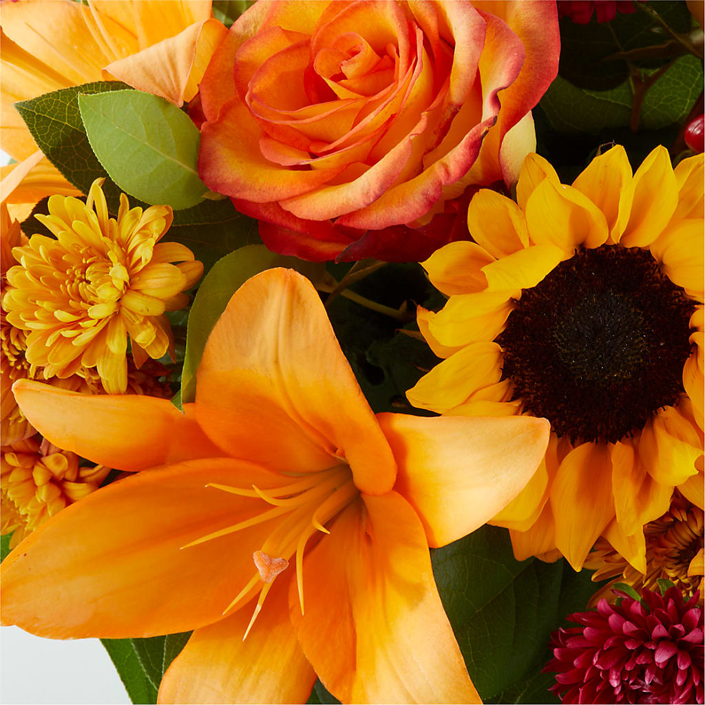 Grateful Centerpiece –  Flower Perez Llc, Allentown PA
